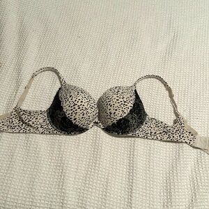 Women’s 40DD Animal Print Bra